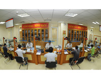 Hình ảnh người Hà Nội ứng xử văn minh, thanh lịch