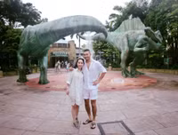 Nhìn lại chặng đường yêu, cưới và ly hôn của 