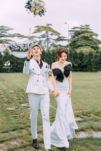 Lộ ảnh cưới đẹp như mơ của Á hậu Phương Nga và diễn viên Bình An