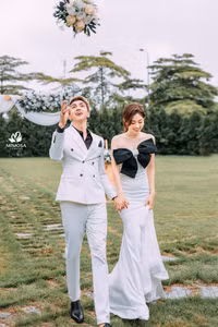 Lộ ảnh cưới đẹp như mơ của Á hậu Phương Nga và diễn viên Bình An