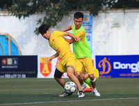 [ẢNH] THPT Quang Trung và THPT Lê Văn Thiêm thẳng tiến vào vòng 1/8