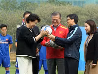 Tổng thống Hàn Quốc giao lưu cùng U23 Việt Nam: Không có bão tuyết, các bạn đã vô địch