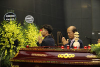 [ẢNH] Nghệ sỹ Việt thương tiếc đưa tiễn NSND Anh Tú về nơi yên giấc ngàn thu