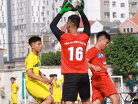 [ẢNH] Khoảnh khắc lượt trận 8h sáng nay 20-10