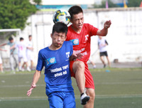 [ẢNH] Đương kim á quân THPT Phùng Khắc Khoan chật vật kiếm 1 điểm