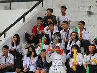 Muôn cảm xúc đáng yêu của các CĐV trên khán đài bóng đá học sinh Hà Nội