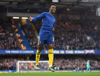 [ẢNH] Sao trẻ chói sáng trong ngày Chelsea mặc áo đấu lạ lẫm