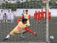 [ẢNH] THPT Trương Định lên ngôi vô địch sau loạt luân lưu nghẹt thở