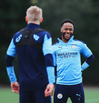 [ẢNH] Tài năng trẻ sáng giá nhất Tây Ban Nha chính thức gia nhập Man City