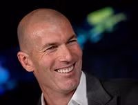 [ẢNH] Zidane ăn mặc cực chất trong ngày 