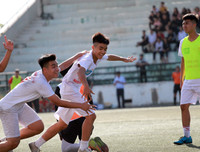 [ẢNH] Thua ngược 1-4, cựu vô địch THPT Hoàng Cầu dừng bước