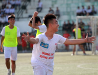 [ẢNH] Thua ngược 1-4, cựu vô địch THPT Hoàng Cầu dừng bước