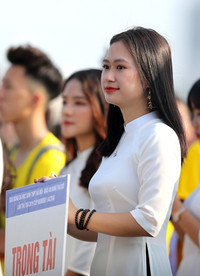 [ẢNH] Nữ sinh Hà Nội 