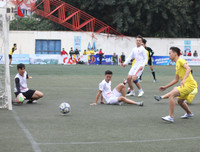 Giành vé bán kết kịch tính, THPT Nguyễn Thị Minh Khai lại mơ vô địch