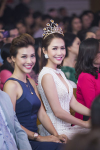 Ngẩn ngơ trước vẻ đẹp của cựu 