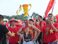 [ẢNH] Fan nữ xinh đẹp 