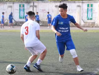 [ẢNH] Khoảnh khắc lượt trận 8h sáng nay 20-10