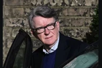 Cựu Đại sứ Anh tại Mỹ bị bắt vì cáo buộc có hành vi sai trái khi thực thi chức vụ