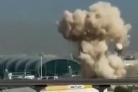 Australia lệnh sơ tán ngay gia đình các nhà ngoại giao khỏi UAE 