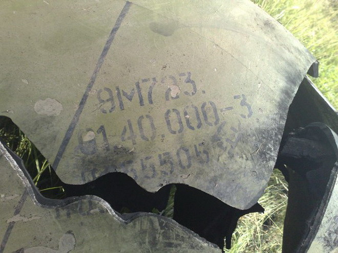 Ký hiệu 9M723 (loại đạn trang bị cho tổ hợp Iskander-M) trên bình khí nén của một quả tên lửa đã nổ được tìm thấy tại thành phố Poti, Gruzia Ký hiệu 9M723 (loại đạn trang bị cho tổ hợp Iskander-M) trên bình khí nén của một quả tên lửa đã nổ được tìm thấy tại thành phố Poti, Gruzia