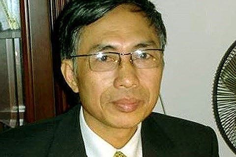 Cố tình gạt chân chống xe tóe lửa trên đường sẽ bị phạt nặng ảnh 1