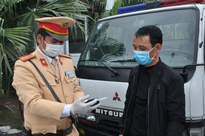 Kết quả kiểm tra nồng độ cồn của CSGT sẽ là căn cứ để xử lý nghiêm những trường hợp lái xe vi phạm, phòng ngừa TNGT