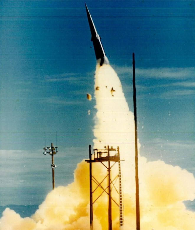 Tên lửa Sprint chống tên lửa đạn đạo xuyên lục địa lắp đầu đạn W66