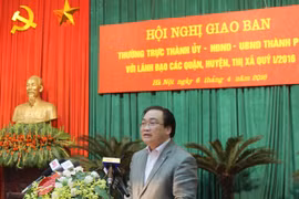 Bí thư Thành ủy Hà Nội Hoàng Trung Hải: Mỗi cán bộ phải thấy xấu hổ khi để khu phố bẩn