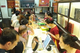 Khách mua vàng vẫn chiếm ưu thế