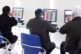 Dòng vốn ngoại bám trụ thị trường