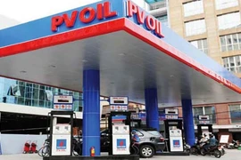 Tăng giá bán vượt trần, 3 doanh nghiệp xăng dầu nói gì?