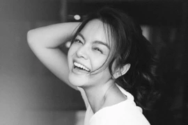 "Hậu" ly hôn, Phạm Quỳnh Anh ra bài hát nhắn gửi "người đến sau"