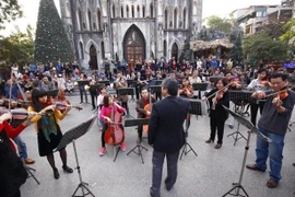 “Hòa nhạc hạnh phúc”