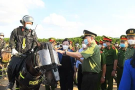  Huấn luyện, sử dụng kỵ binh phù hợp với đặc thù công tác và chiến đấu