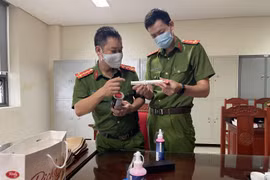 Phát hiện 30.000 sản phẩm chất phụ gia bảo vệ động cơ ô tô, xe máy có dấu hiệu giả