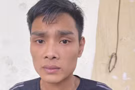 Mạo danh Trưởng phòng Nội vụ nhắn tin vay tiền nhiều người 