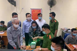 Lãnh đạo quận Đống Đa động viên, đánh giá cao quyết tâm phục vụ nhân dân của các chiến sỹ Công an 