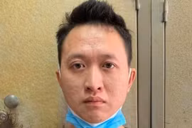 Gã trai đột nhập vào cửa hàng FPT Shop cuỗm 30 chiếc điện thoại iPhone