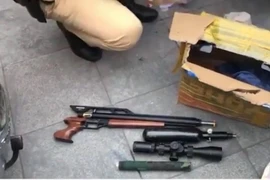 Cảnh sát 141 Hà Nội phát hiện nhiều phụ kiện súng, đạn