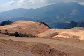 Tạm giam 2 cựu Chủ tịch Ủy ban nhân dân tỉnh Khánh Hòa