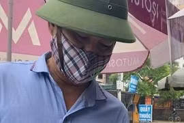 Chốt phòng chống dịch phát hiện người đàn ông giấu ma túy trong ví 