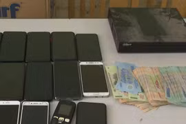 Bắt nhóm đối tượng cá độ bóng đá