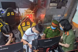 Xử lý một quán game hoạt động 'chui', bất chấp lệnh cấm 