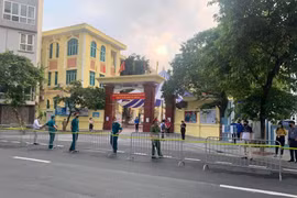 [Ảnh] An ninh thắt chặt tại các điểm thi THPT quốc gia