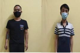 Tạm giữ 2 đối tượng 'thông chốt', kéo lê chiến sỹ Công an 