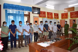 3 chú cháu "bắt tay" điều hành đường dây đánh bạc 