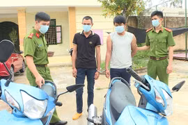 Cặp đôi 8X liều lĩnh cướp xe máy giữa ban ngày