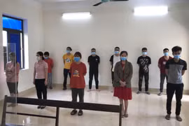 Bắt thêm 11 đối tượng trong đường dây làm giấy xét nghiệm Covid giả