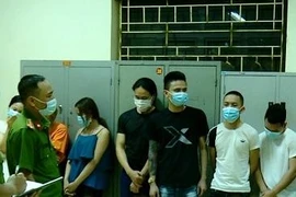 Bắt quả tang quán karaoke cho khách vào hát "chui" và sử dụng ma túy