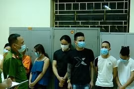 Bắt quả tang quán karaoke cho khách vào hát "chui" và sử dụng ma túy